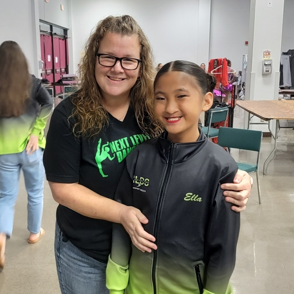 Meet your Posher, Angela - Picture 3 of 3